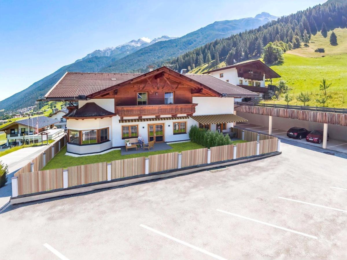 Cosy Apartment In Neustift In The Stubaital Neustift im Stubaital Exterior photo
